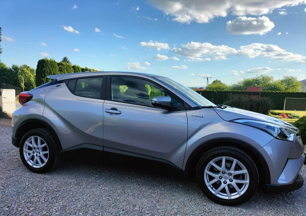 Toyota C-HR cena 83900 przebieg: 88000, rok produkcji 2019 z Kielce małe 529